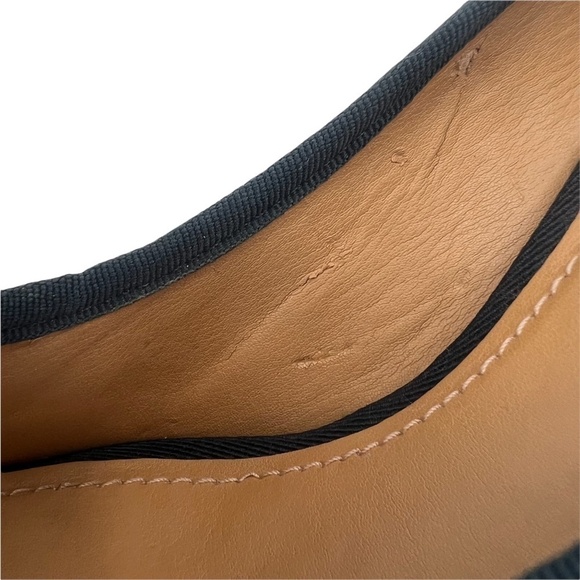 Gianni Bini Navy White Striped Peep Toe Buckle Heels Size 7 1/2 Women’s - Picture 13 of 14